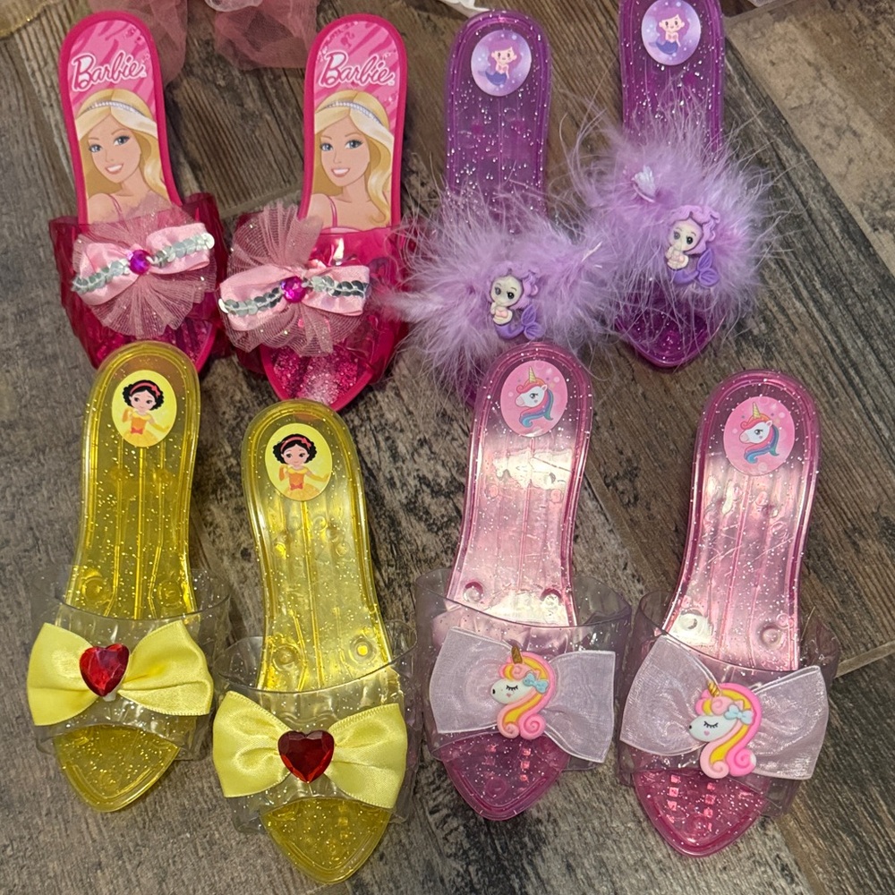 Barbie Sparkling Dress-Up Shoe Collection - Pink, Purple, Yellow